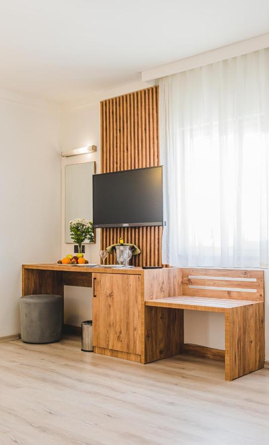 Uptown Bueyuek Anadolu Girne Hotel Luaran gambar