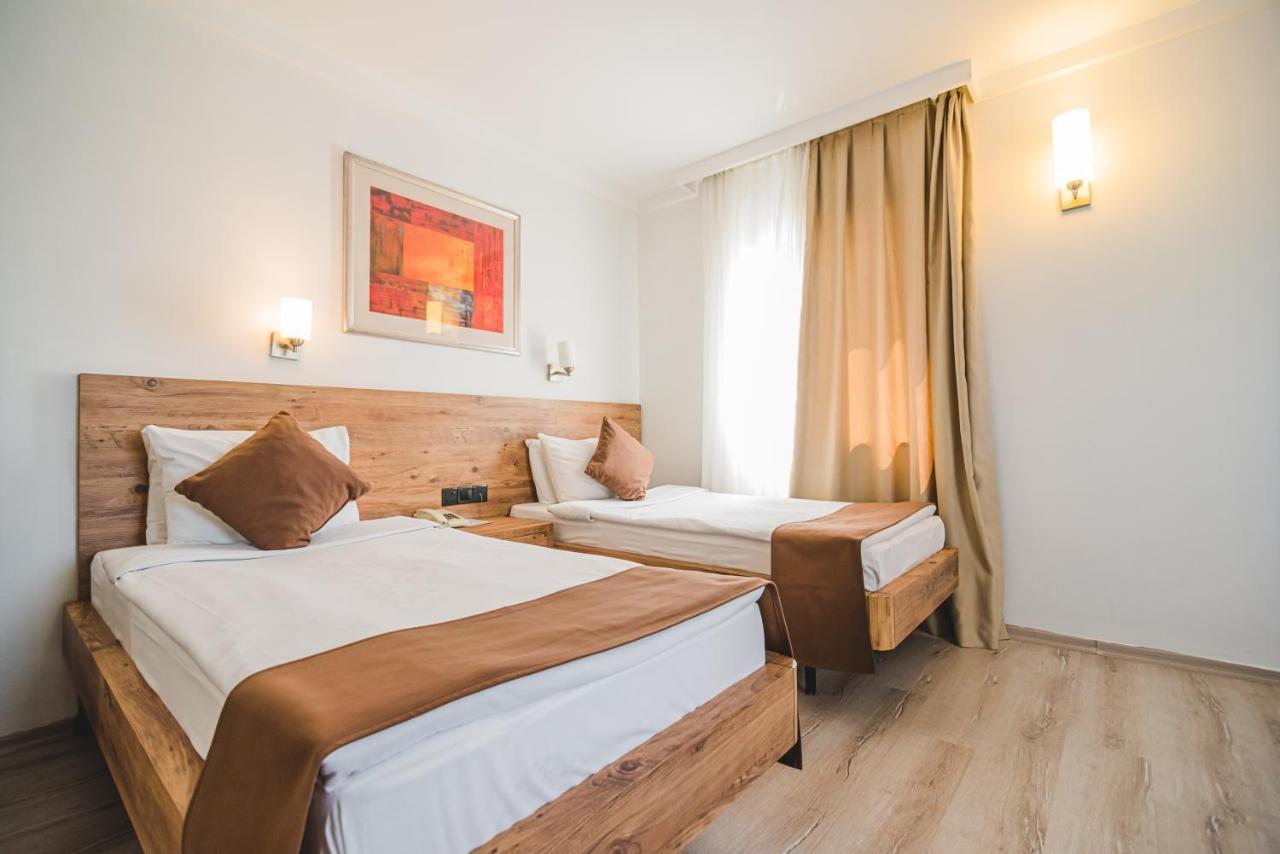 Uptown Bueyuek Anadolu Girne Hotel Luaran gambar