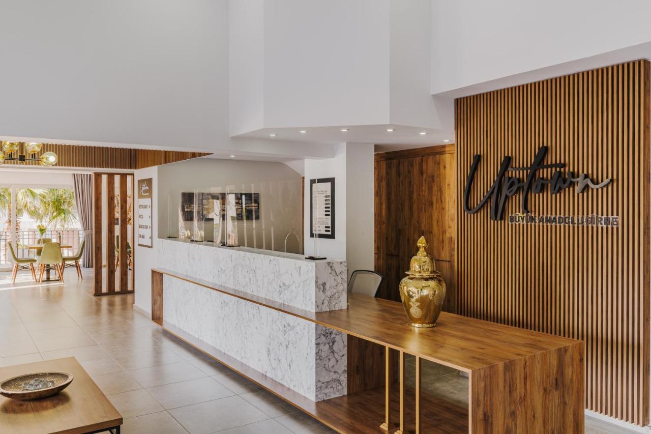 Uptown Bueyuek Anadolu Girne Hotel Luaran gambar