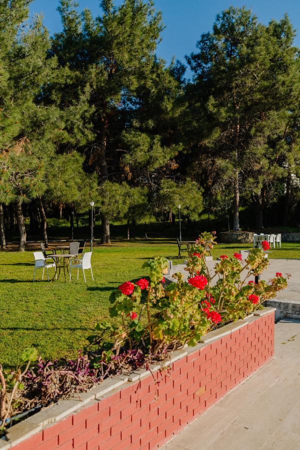 Uptown Bueyuek Anadolu Girne Hotel Luaran gambar