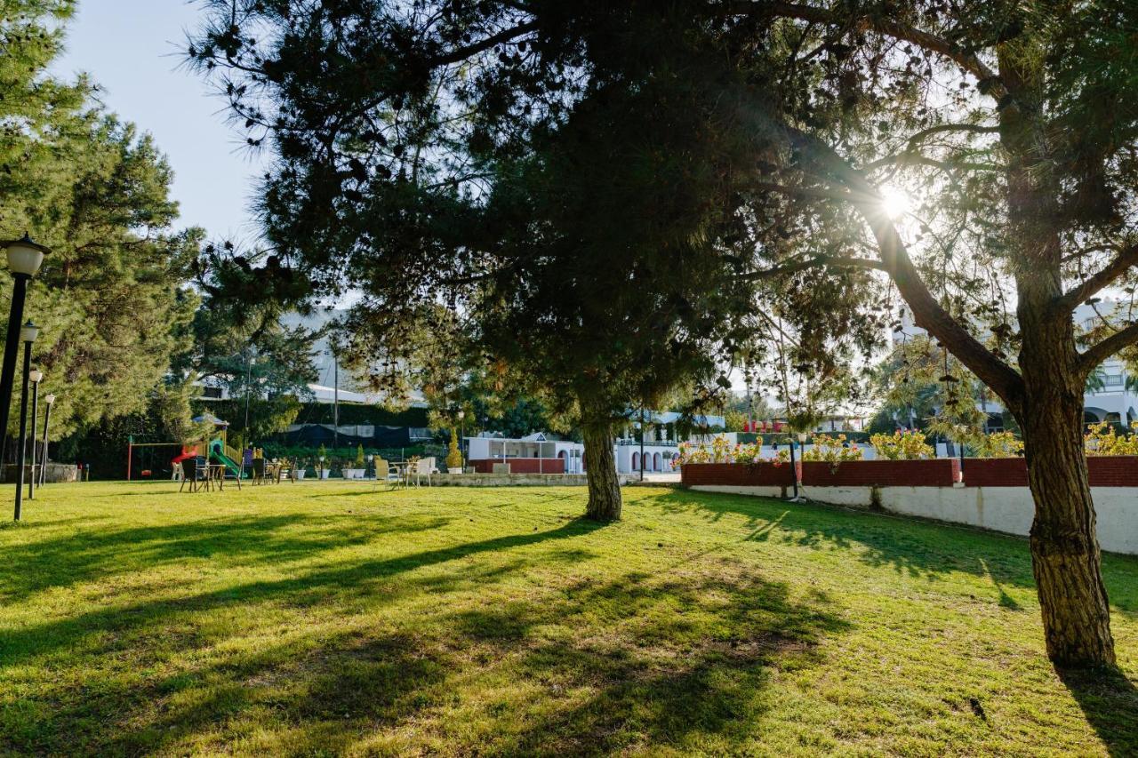 Uptown Bueyuek Anadolu Girne Hotel Luaran gambar