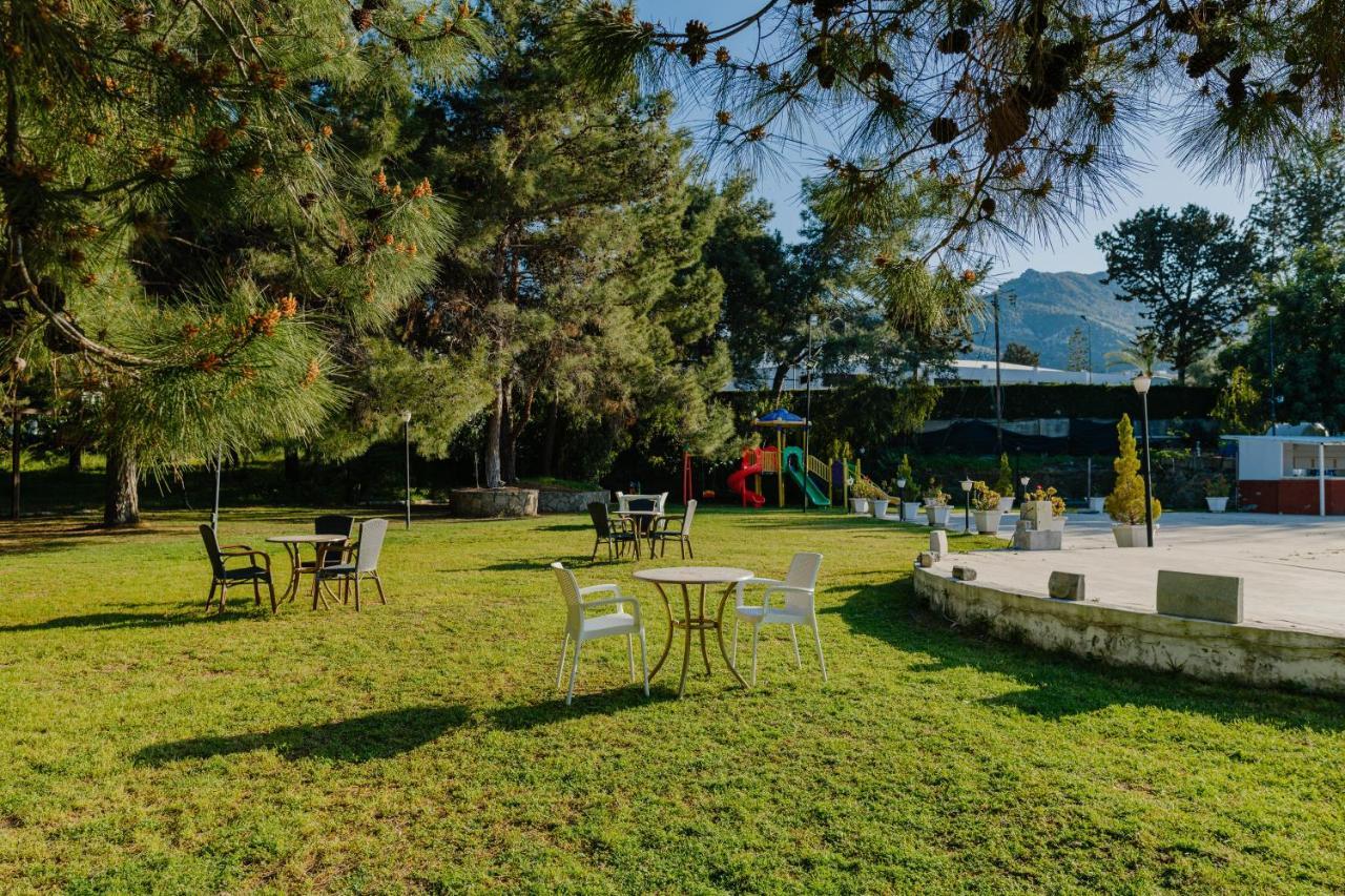 Uptown Bueyuek Anadolu Girne Hotel Luaran gambar