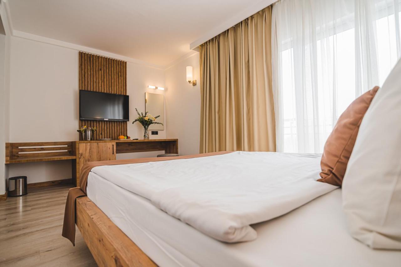 Uptown Bueyuek Anadolu Girne Hotel Luaran gambar